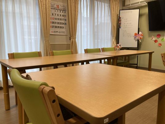 日当たりの良い会議室