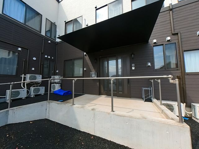建物の入り口