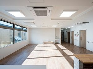 明るいリビング  