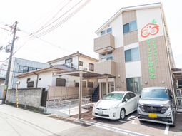 落ち着いた雰囲気の外観