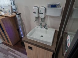 衛生的な洗面台