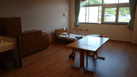 自然光が差し込む居室