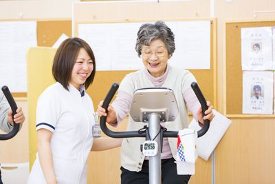 明るい機能訓練室