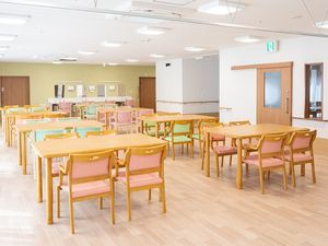 明るい食堂  