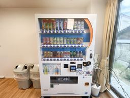 飲料自販機のある休憩室  