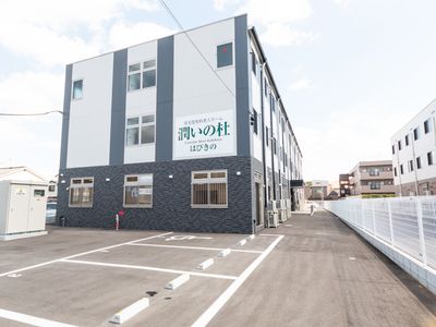 ゆとりある建物の外観