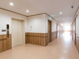 温かみのある廊下