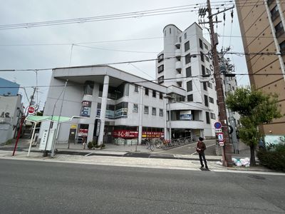 多機能な外観