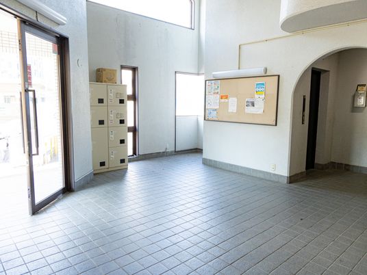 ゆったりとしたエントランス