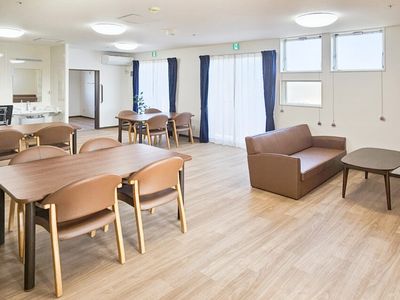 明るいリビングスペース