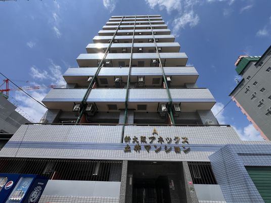 高層建築の外観