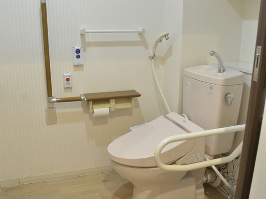 安全設計のトイレ空間