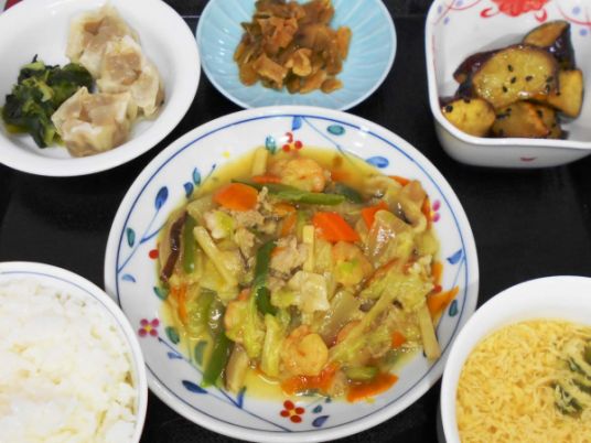バラエティ豊かな料理