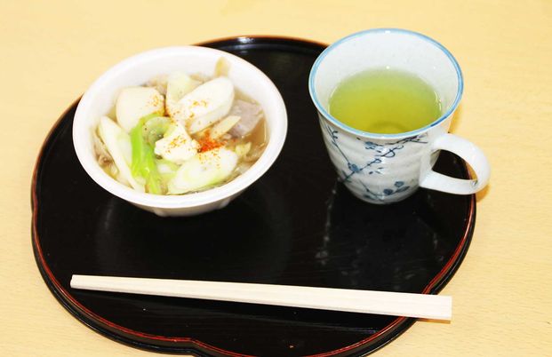 和風の料理と飲み物