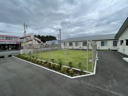 広々とした中庭
