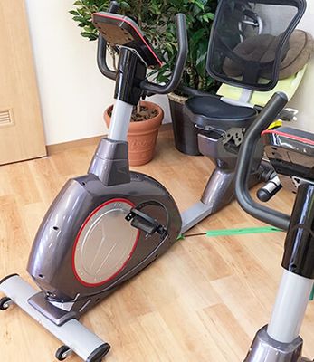 トレーニング機器のある部屋  