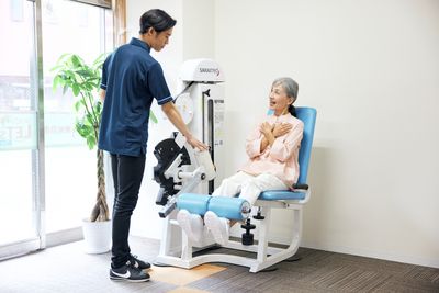 運動器具と利用者
