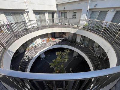 円形の中庭ビュー