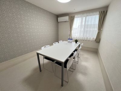 明るく清潔な居室