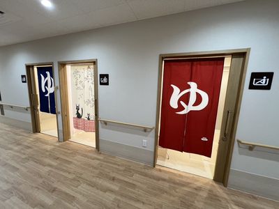 和風の装飾が施された廊下