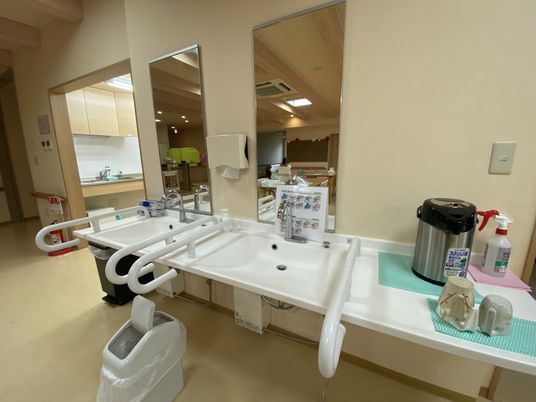 バリアフリー設計の洗面台