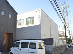 明るい住宅外観