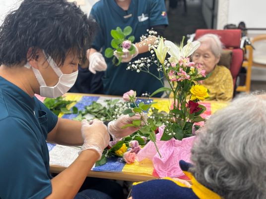 花を飾るレクリエーションの場  