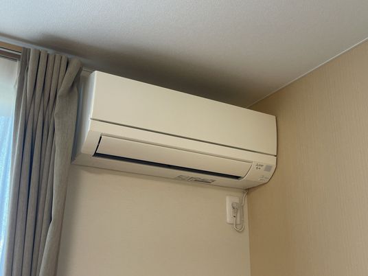 室内のエアコン