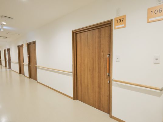 居室前の廊下