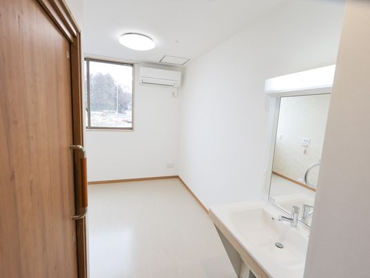 広々とした洗面台