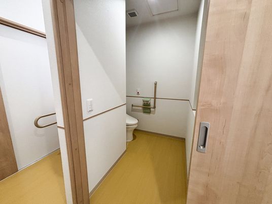 安全設計のトイレ