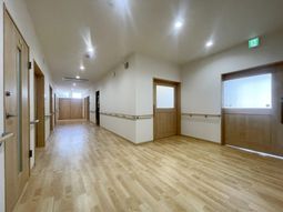 広々とした廊下