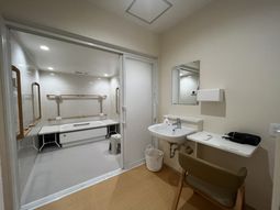 落ち着いた洗面所