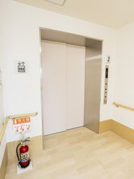 安全な移動のエレベーター