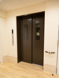 清潔感のあるエレベーター