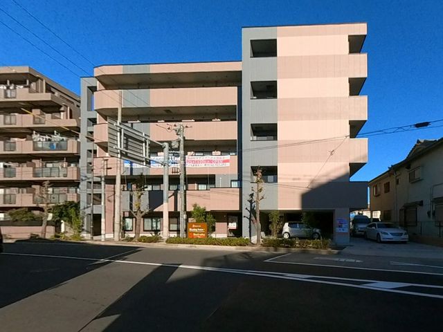 建物の外観 外観 シンプルで落ち着いたデザインの建物です。訪れる方に安心感を与えます。