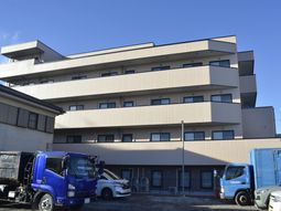 建物外観よく見える