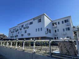 施設建物の外観