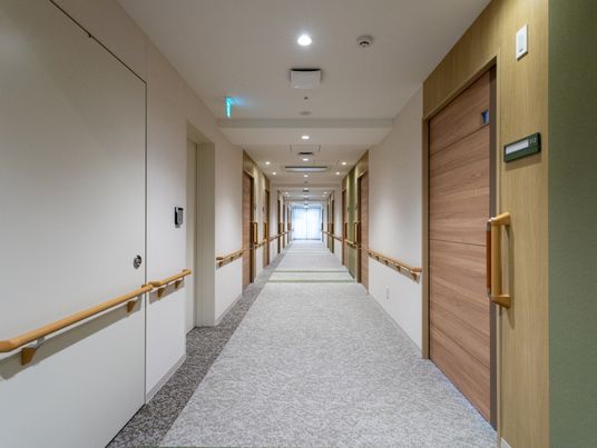 安全な通路の廊下
