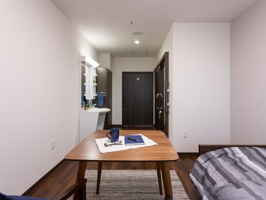 シンプルな居室空間