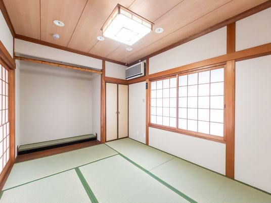 落ち着いた雰囲気の和室