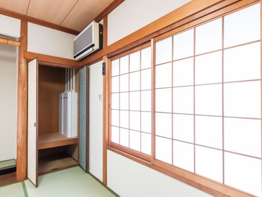 自然光が差し込む和室