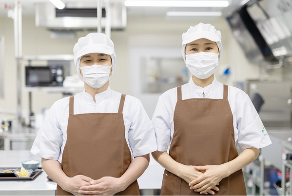 料理スタッフ二人のポートレート