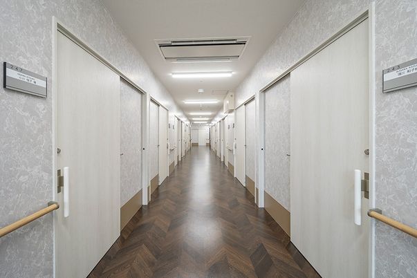 明るい廊下