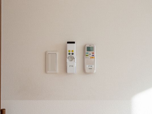 壁のリモコン