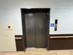 安全に配慮したエレベーター