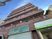 赤レンガの建物外観