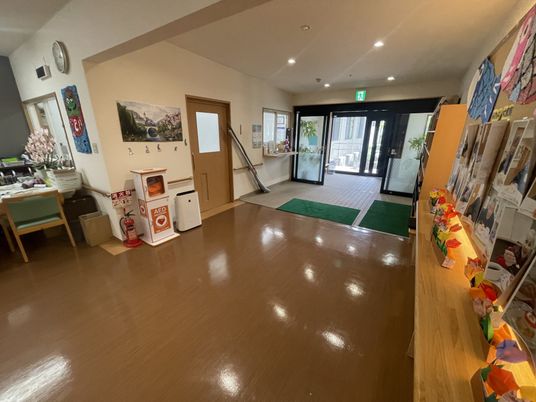 広々としたエントランス