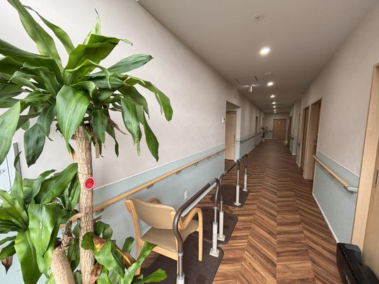 広々とした廊下