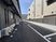 明るい屋外通路